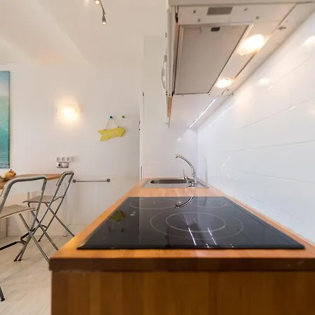 Adam's Place San Bartolomé